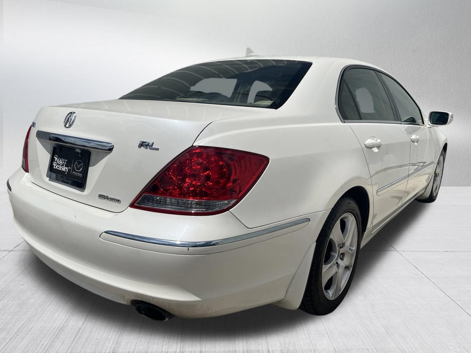 Used 2005 Acura RL AWD/4WD image 8