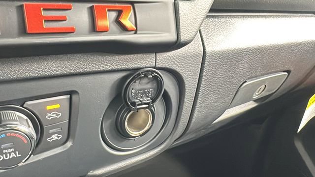 New 2026 Nissan Frontier PRO-4X w/ Pro-4x Convenience Package image 27