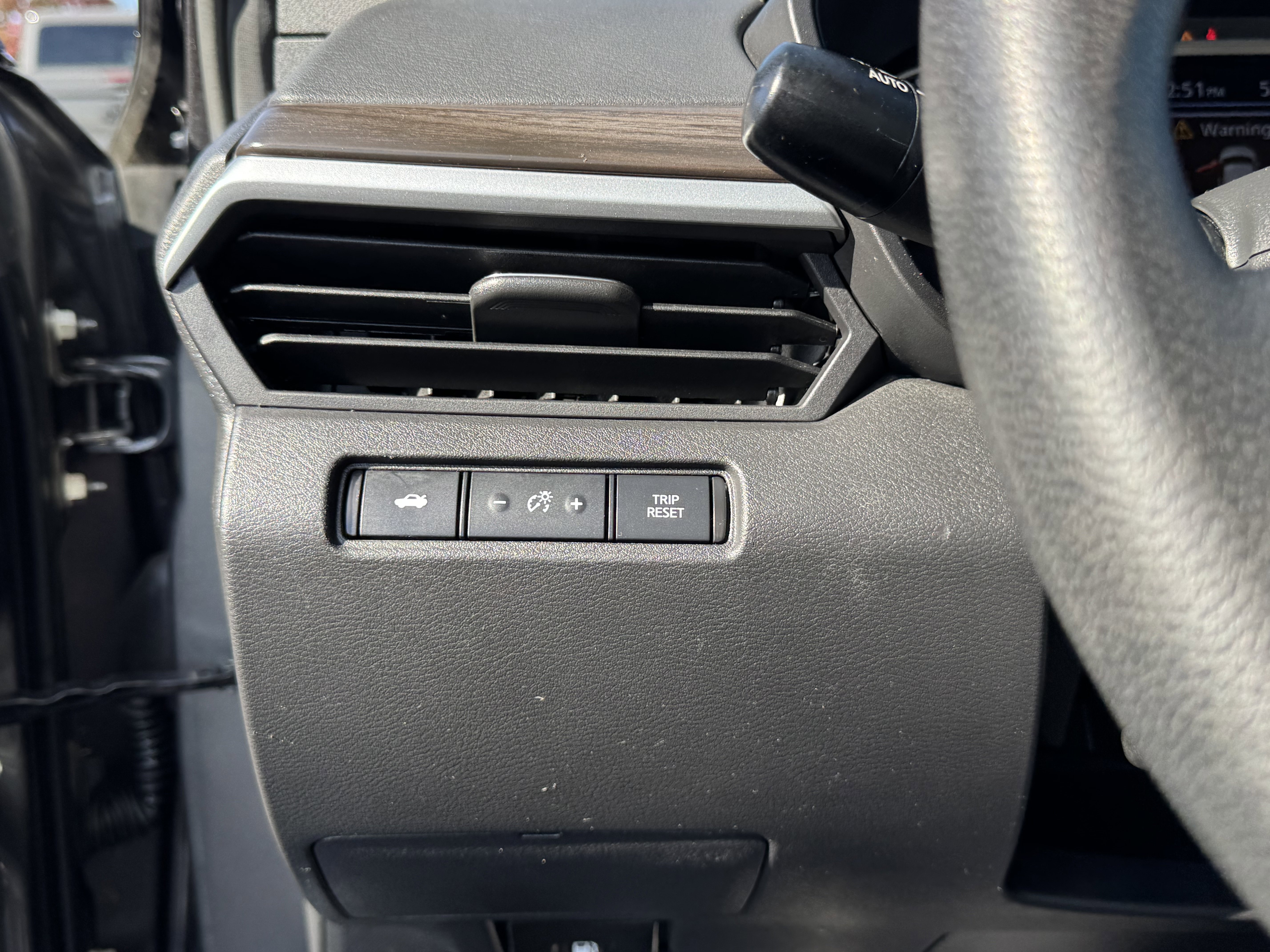 Used 2023 Nissan Altima 2.5 SV image 17