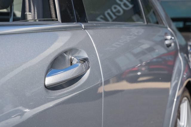 Used 2011 Mercedes-Benz S 550 image 17