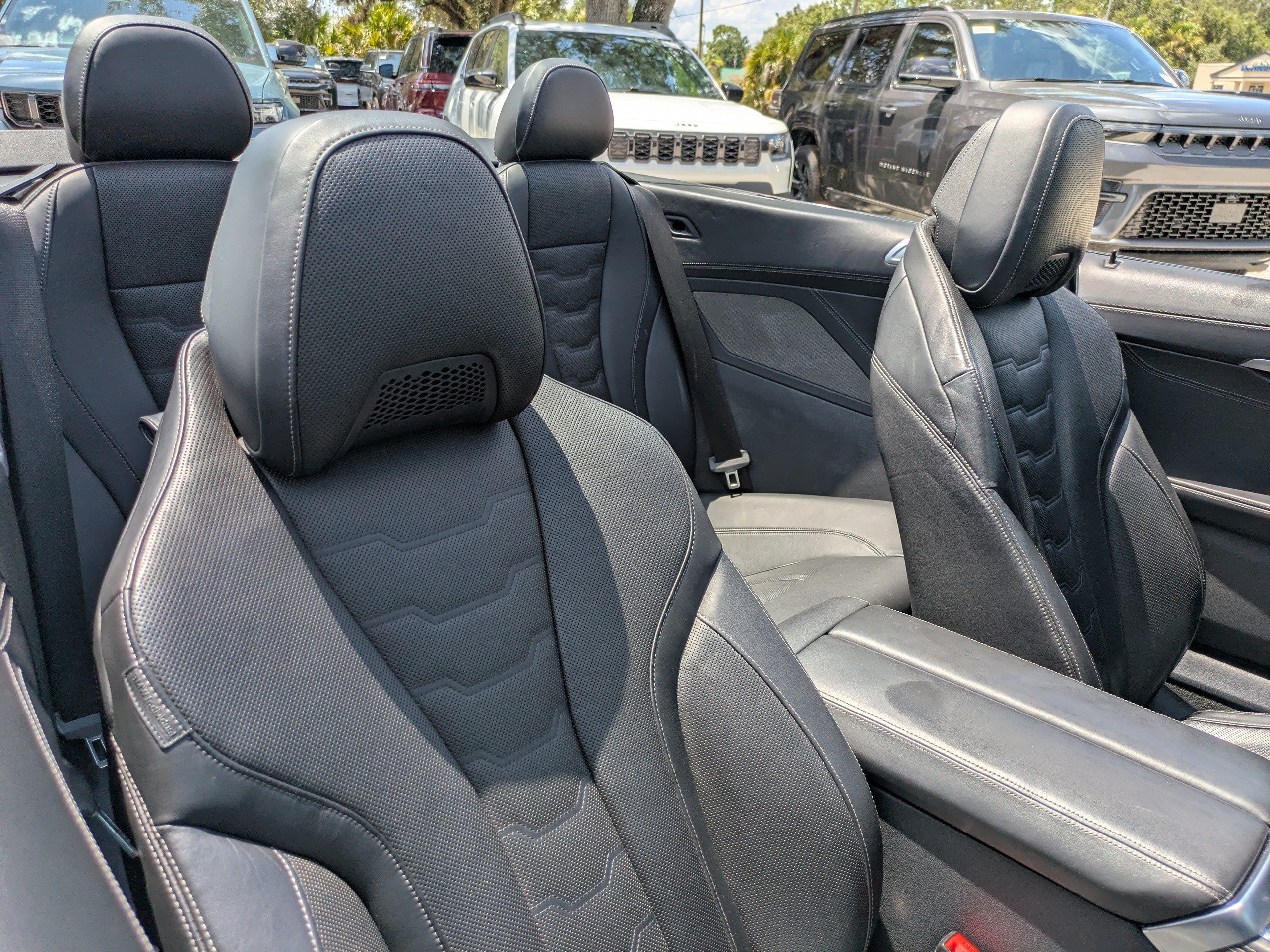 Used 2022 BMW 840i xDrive Convertible AWD/4WD image 13