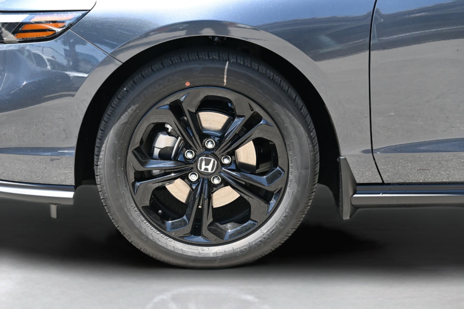 New 2025 Honda Accord SE image 31