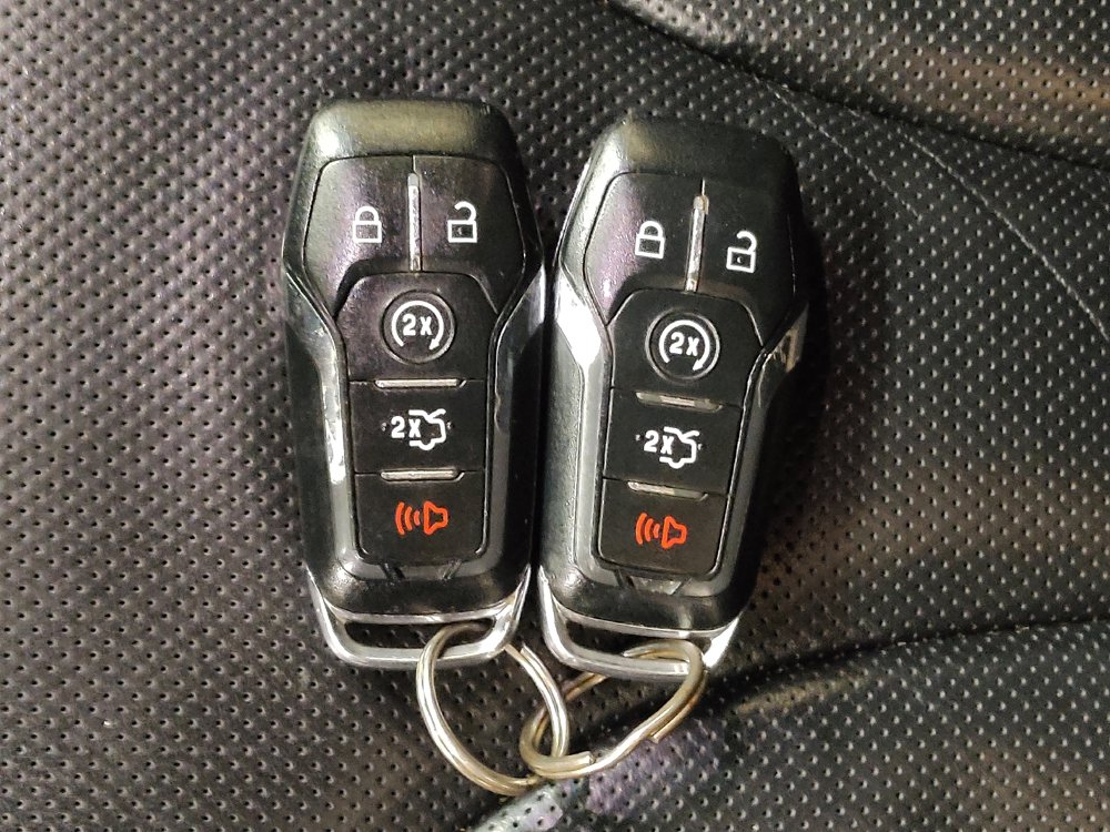 Used 2017 Lincoln MKX Reserve w/ Lincoln MKX Climate Package image 32