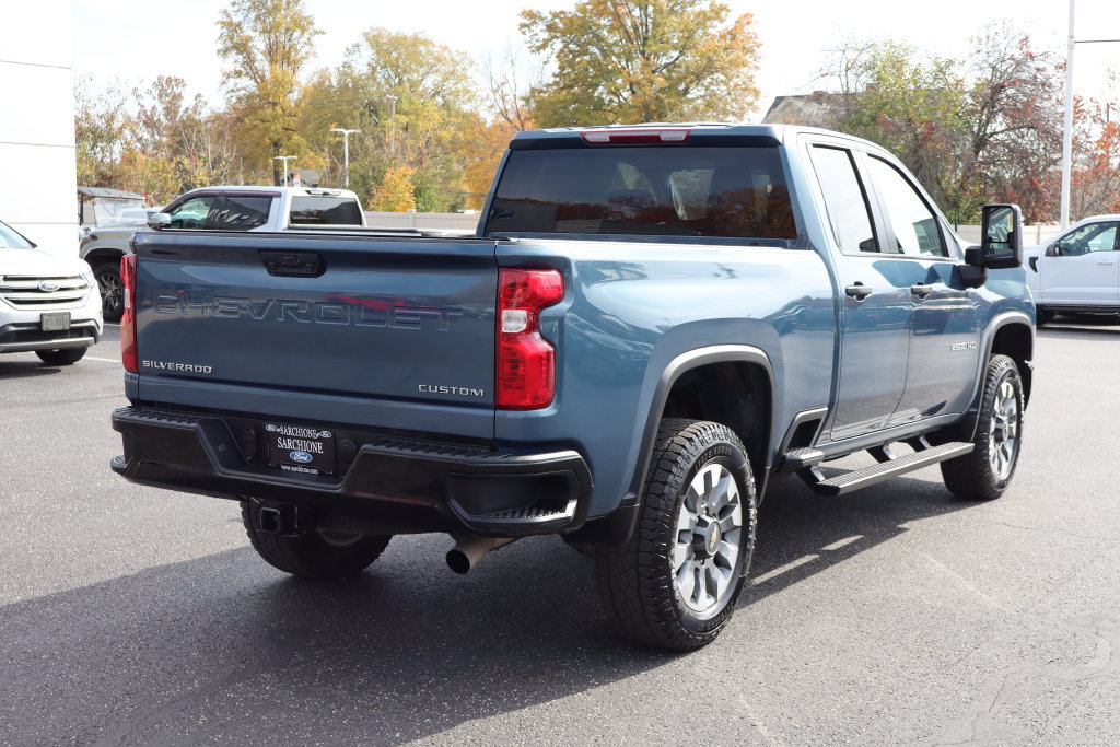 Used 2024 Chevrolet Silverado 2500 Custom w/ Custom Convenience Package AWD/4WD image 3