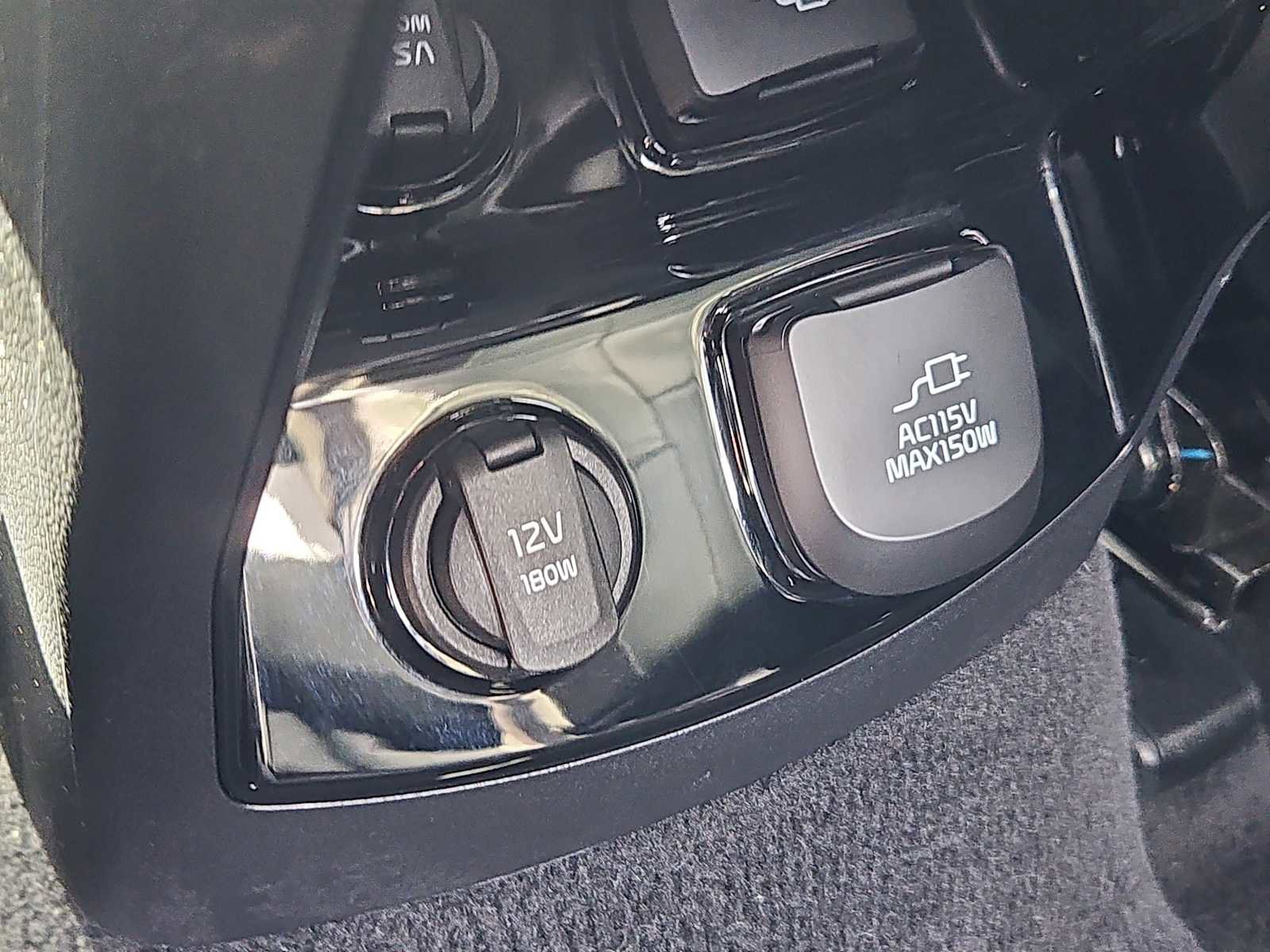 Used 2024 Kia Sorento SX Prestige w/ Sage Leather Package image 23