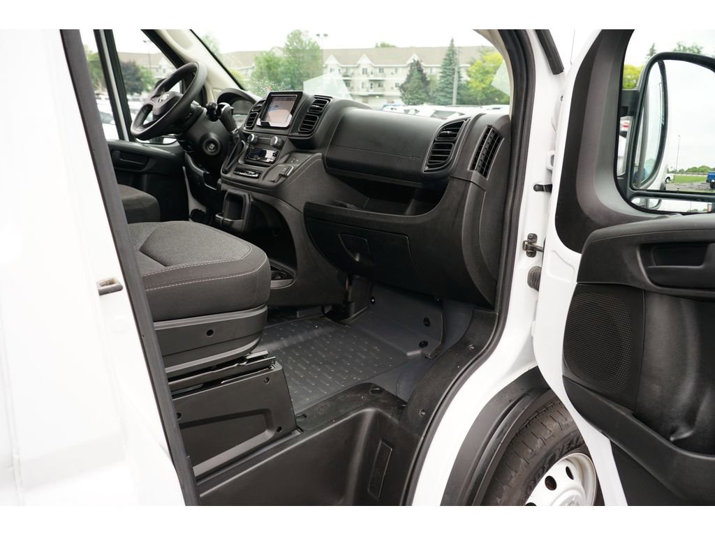 Used 2023 RAM ProMaster 2500 image 12