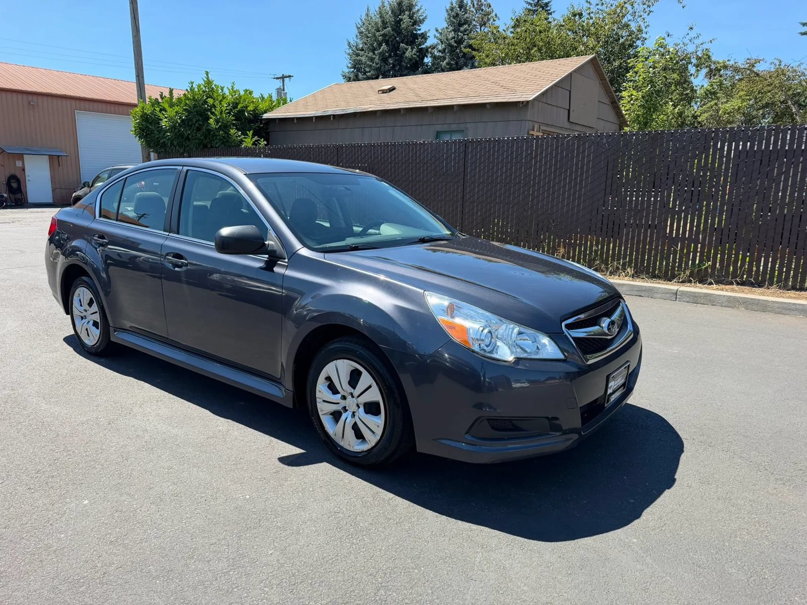 Used 2011 Subaru Legacy 2.5i AWD/4WD image 3