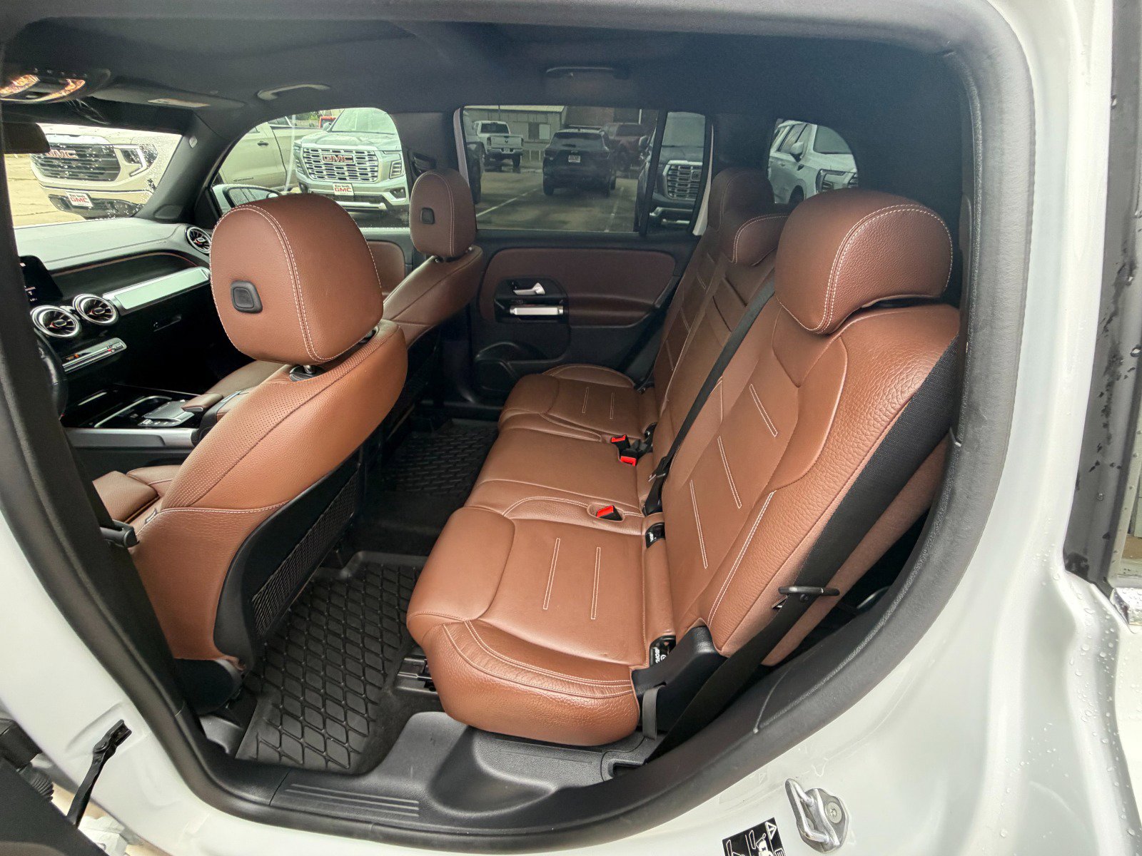 Used 2023 Mercedes-Benz GLB 250 4MATIC image 21