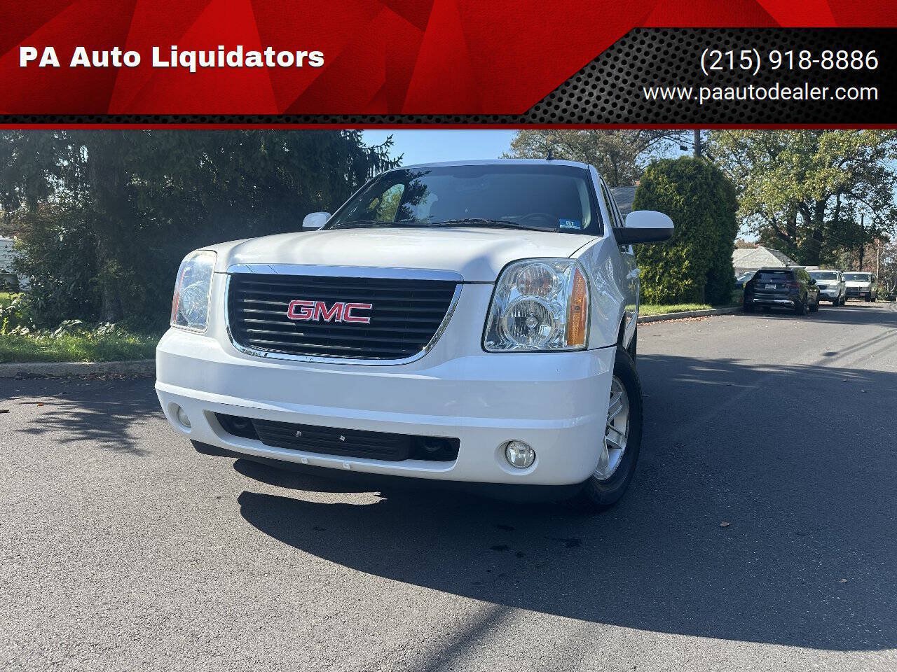 Used 2014 GMC Yukon SLT AWD/4WD image 1