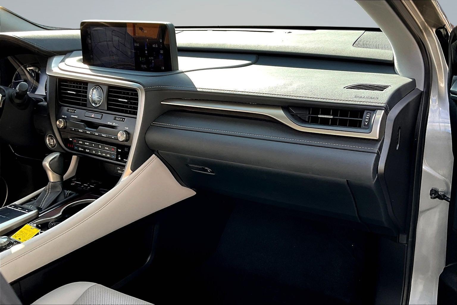 Used 2020 Lexus RX 350 FWD w/ Premium Package image 24