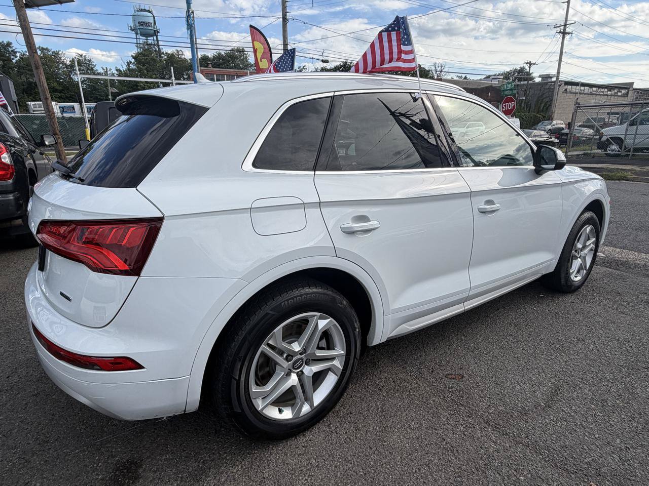 Used 2019 Audi Q5 2.0T Premium w/ Convenience Package AWD/4WD image 10