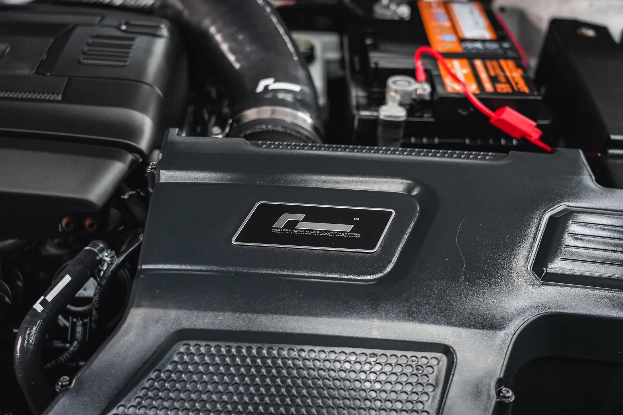 Used 2018 Volkswagen Golf R 4-Door image 77