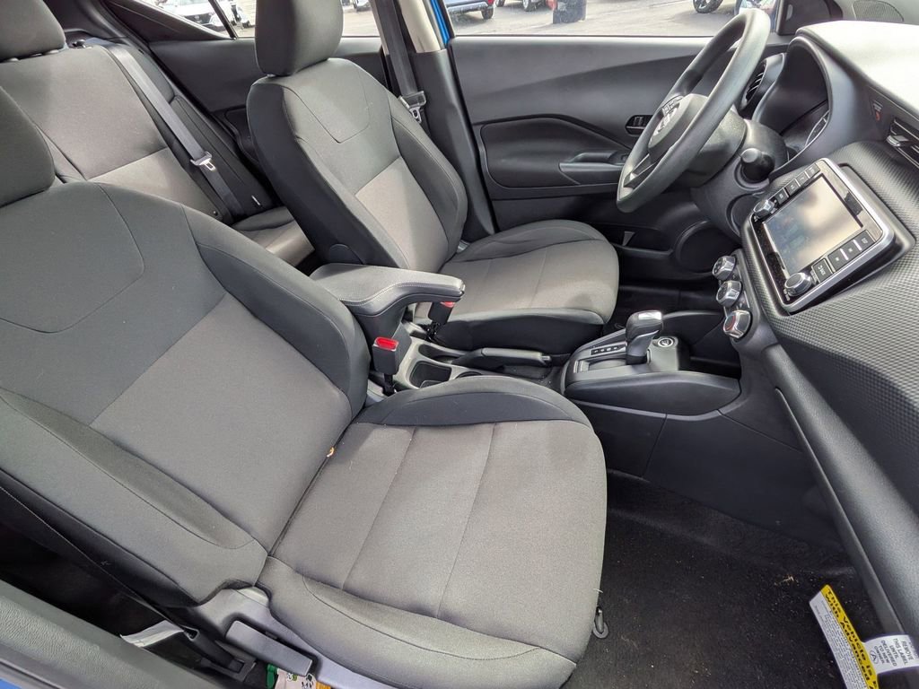 Used 2025 Nissan Kicks Play S image 23