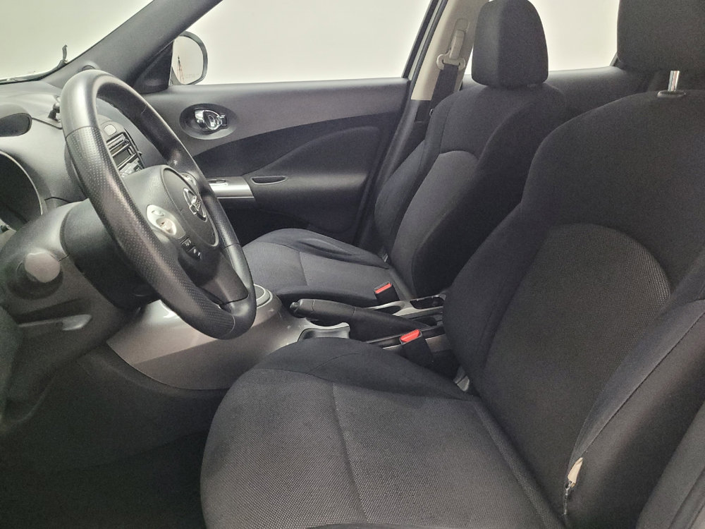 Used 2013 Nissan Juke S image 17
