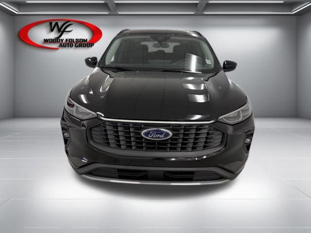 New 2026 Ford Escape Platinum w/ Class II Trailer Tow Package AWD/4WD video 2