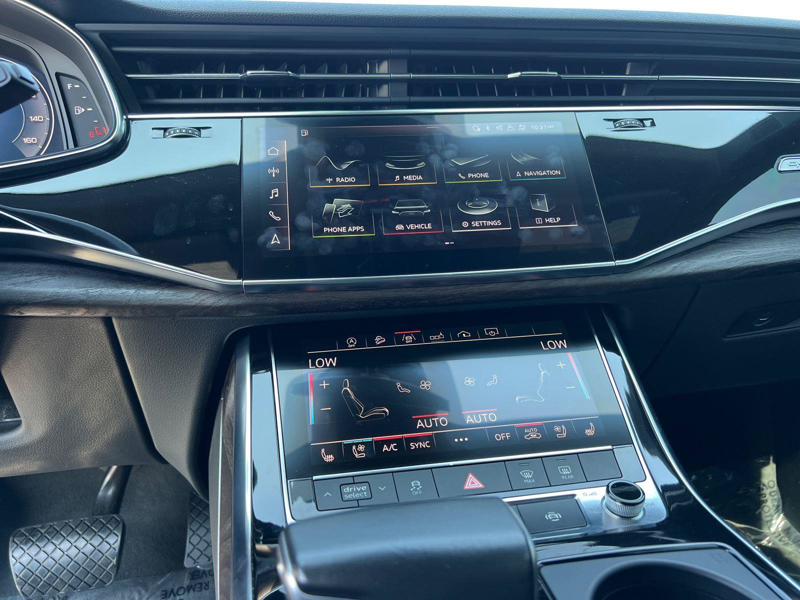 Used 2019 Audi Q8 Premium Plus AWD/4WD image 29