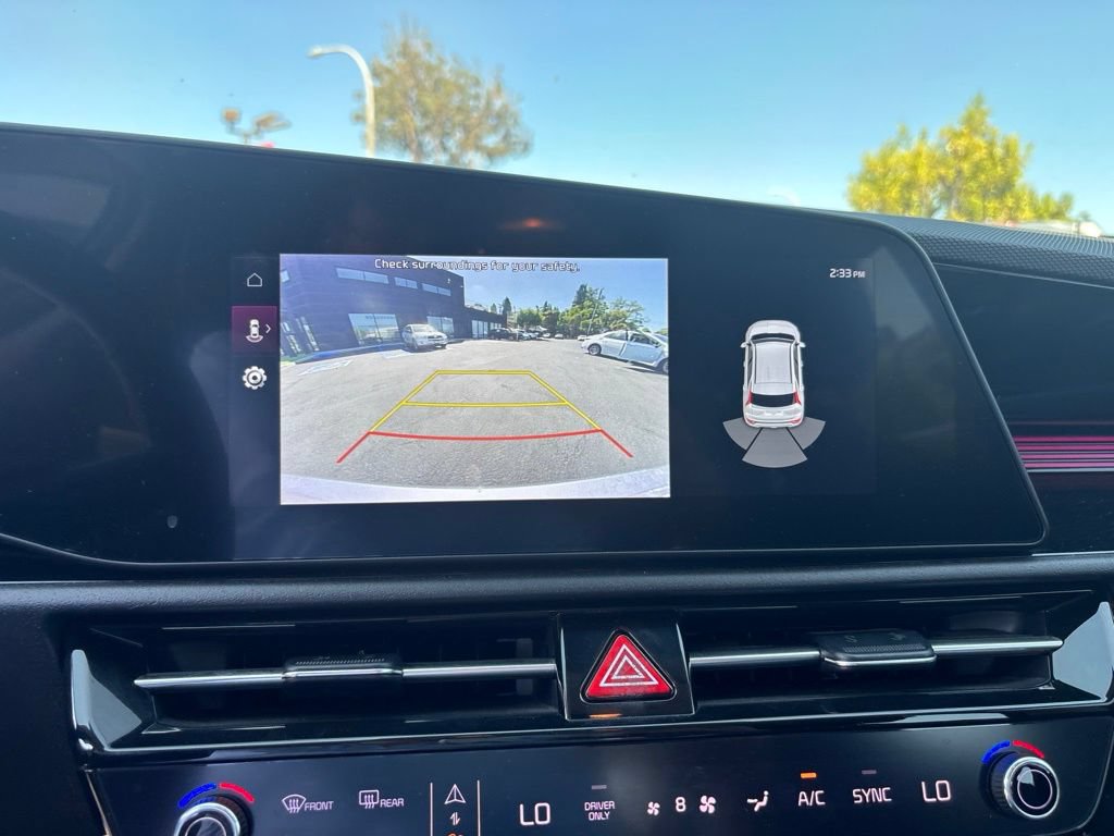 Used 2023 Kia Niro EX FWD image 24