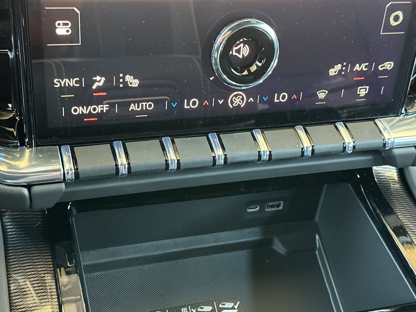 New 2026 GMC Yukon XL Elevation RWD image 22