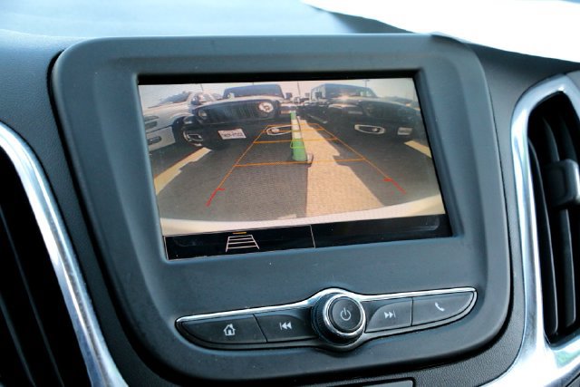 Used 2022 Chevrolet Equinox LS w/ LS Convenience Package AWD/4WD image 19