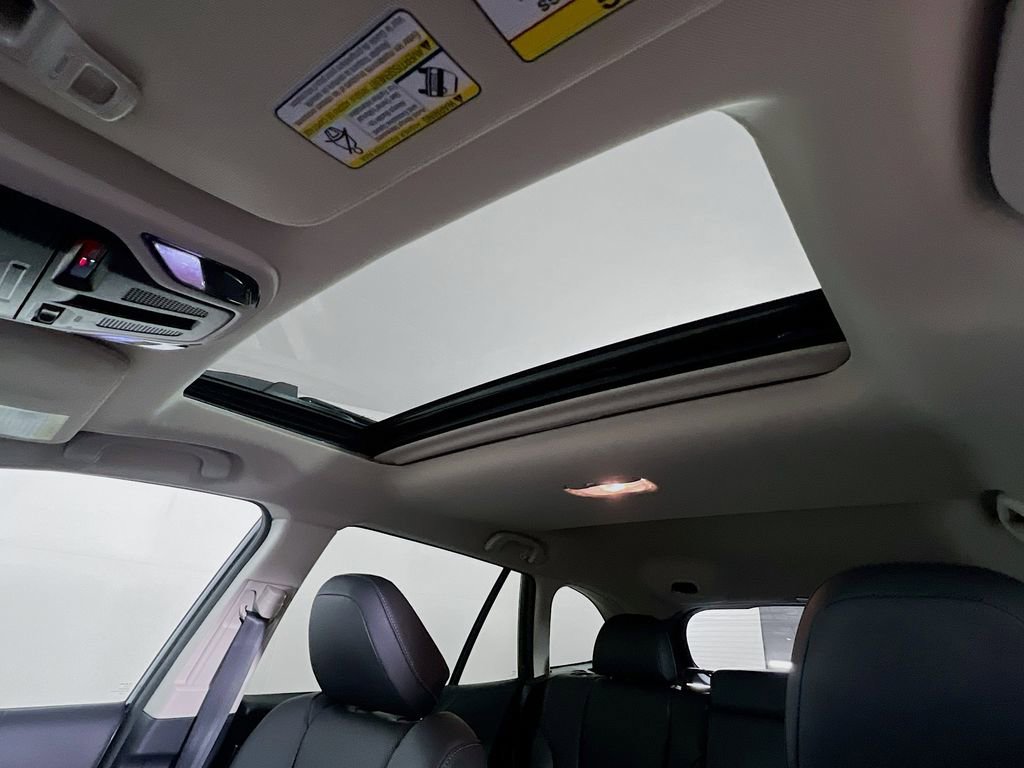 Used 2022 Subaru Outback Limited image 23