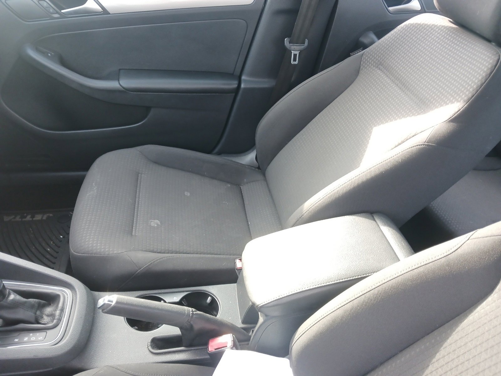 Used 2015 Volkswagen Jetta SE image 5