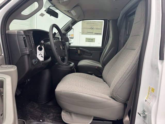 New 2026 Chevrolet Express 3500 w/ Power Convenience Package RWD image 21