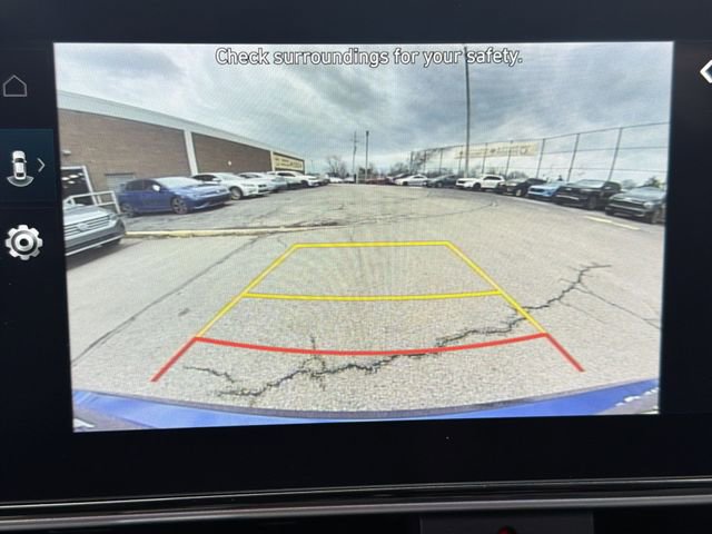 Used 2024 Hyundai Elantra SEL image 25