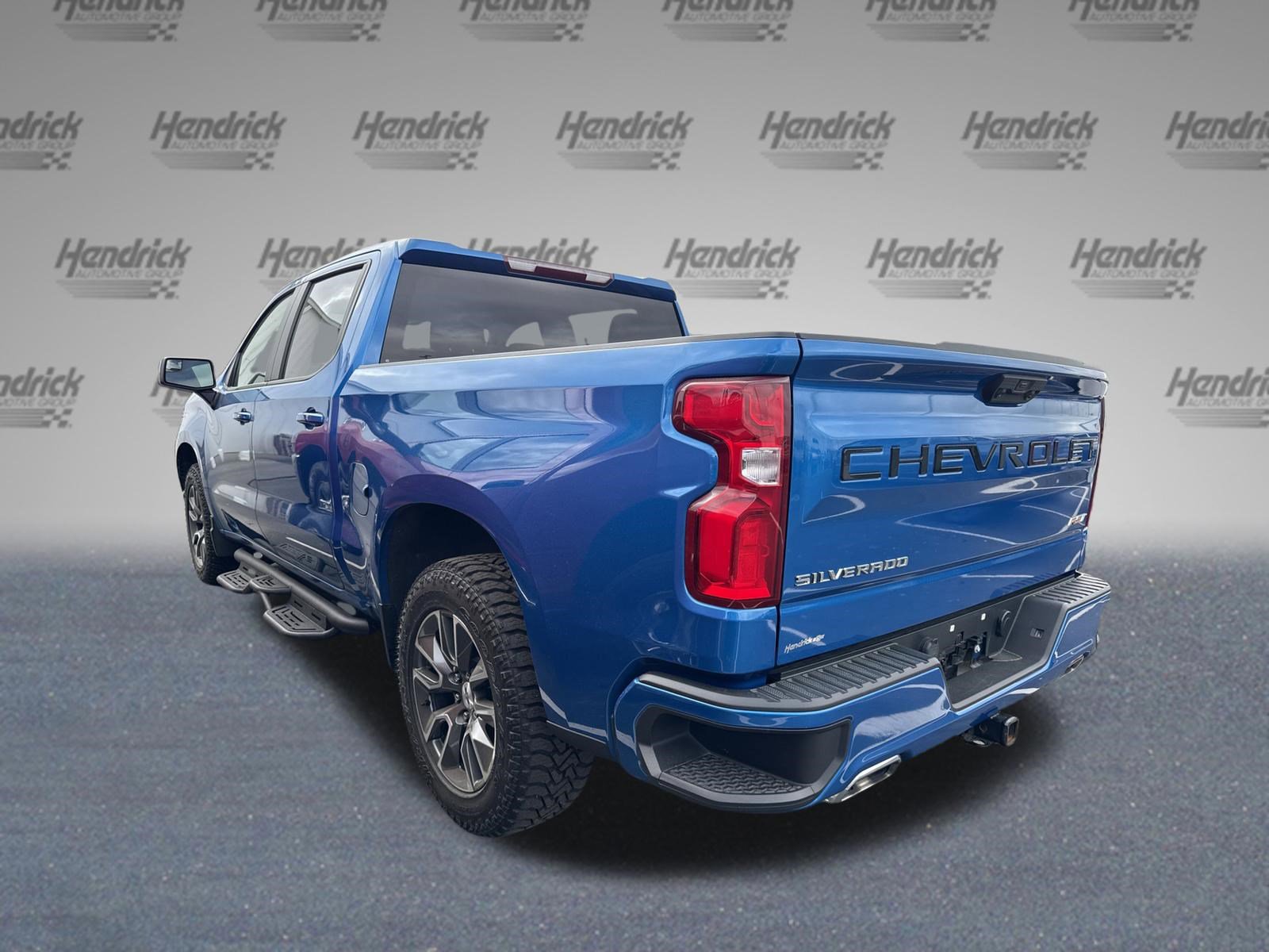 Used 2023 Chevrolet Silverado 1500 RST AWD/4WD image 12