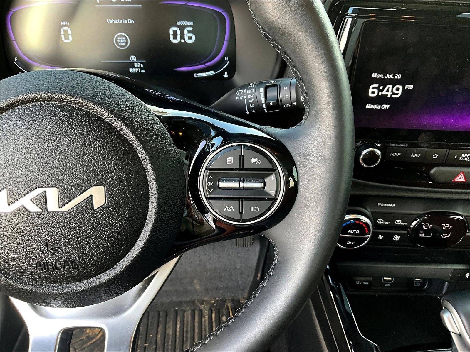 Used 2025 Kia Soul EX FWD image 12