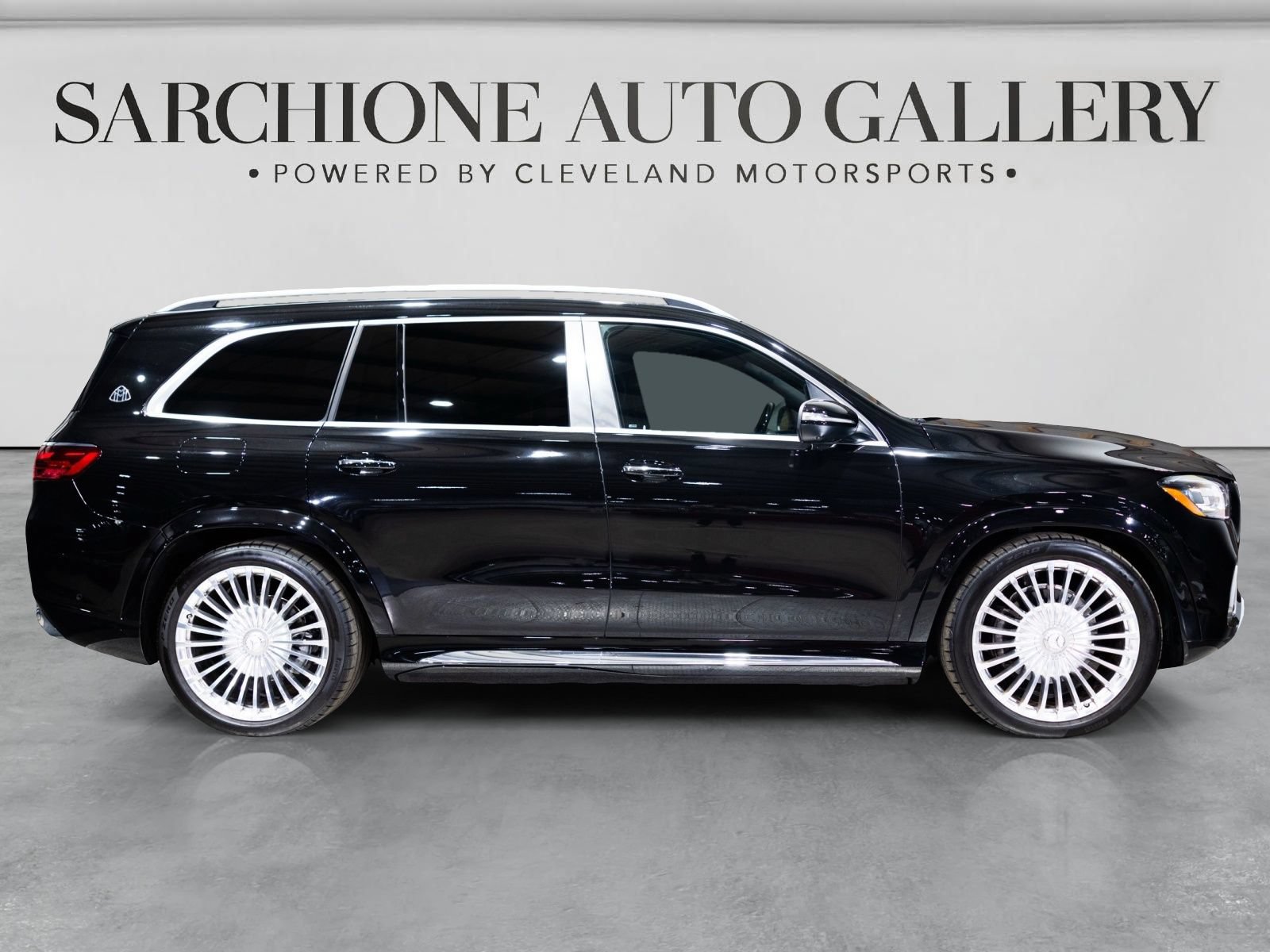 Used 2025 Mercedes-Benz Maybach GLS 600 4MATIC image 17