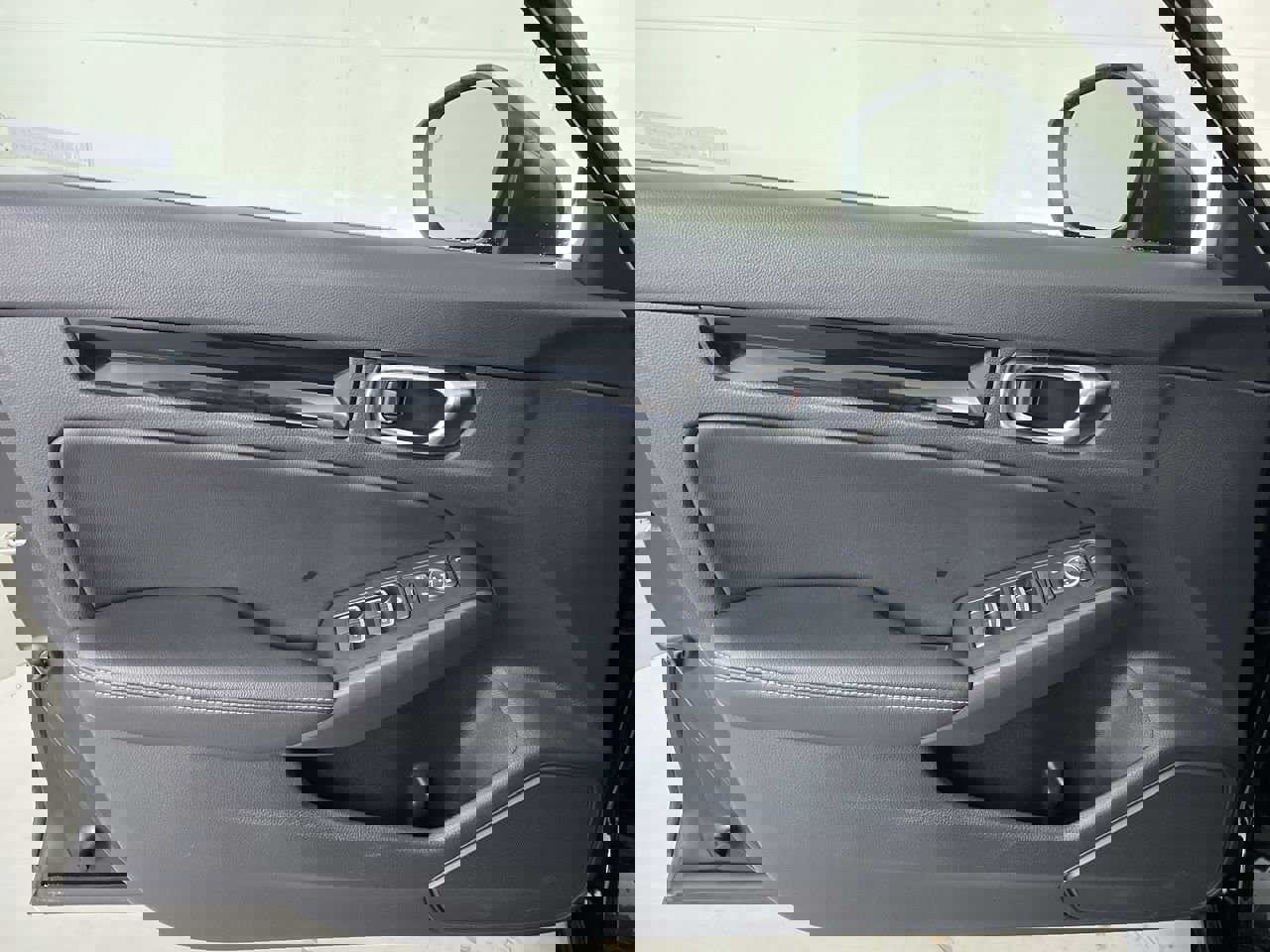 Used 2022 Honda Civic EX-L image 10