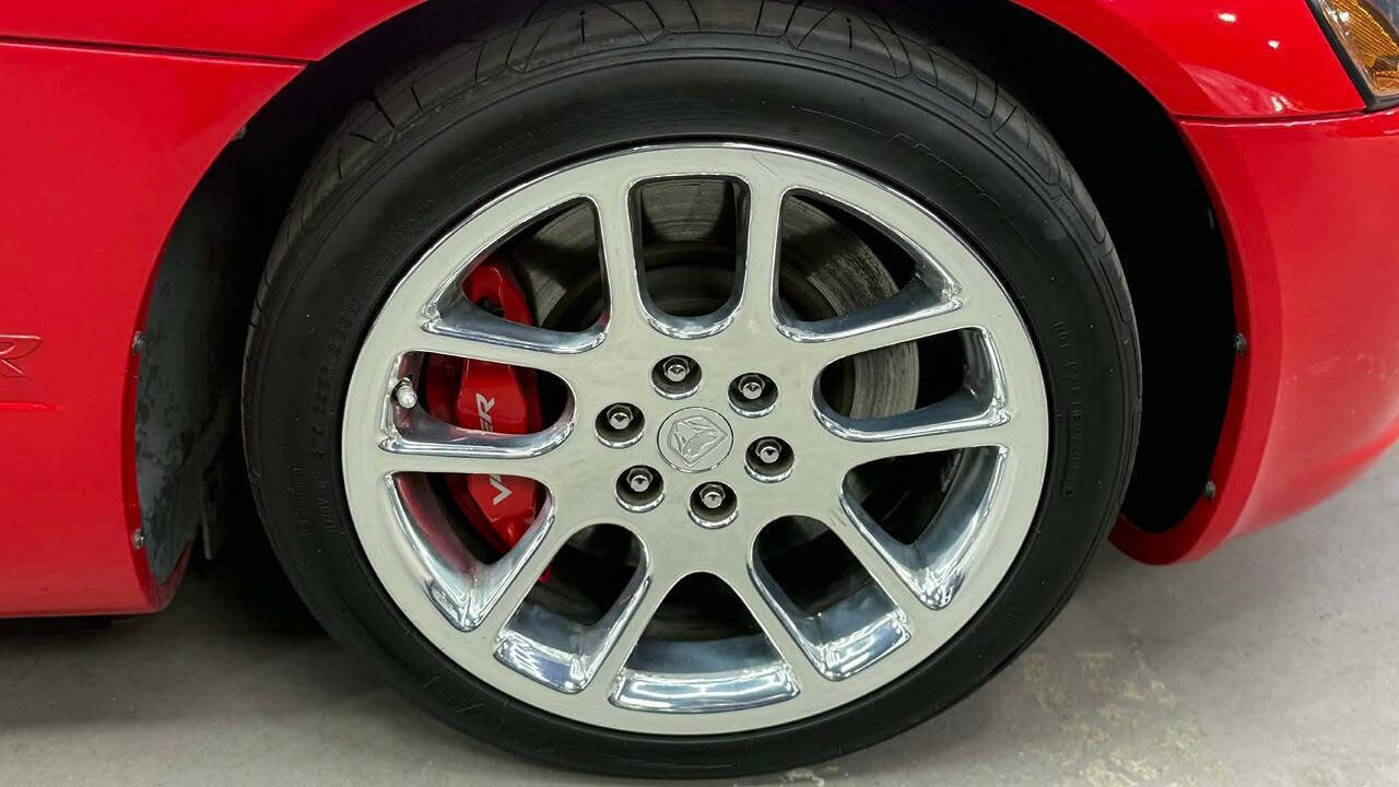 Used 2005 Dodge Viper SRT-10 image 8