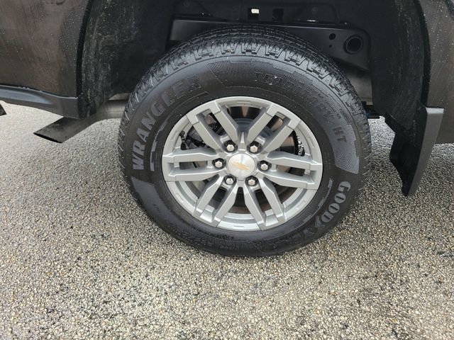 Used 2024 Chevrolet Colorado LT image 7