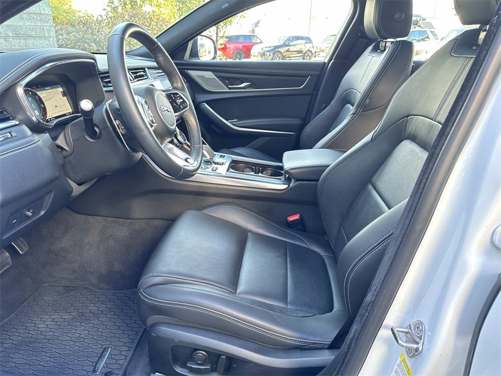 Used 2024 Jaguar XF R-Dynamic SE image 18