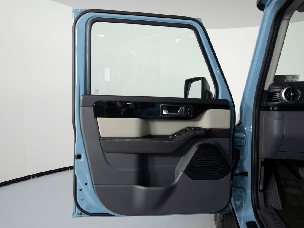 Used 2025 INEOS Grenadier AWD/4WD image 9