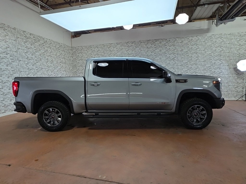Used 2024 GMC Sierra 1500 AT4X image 6