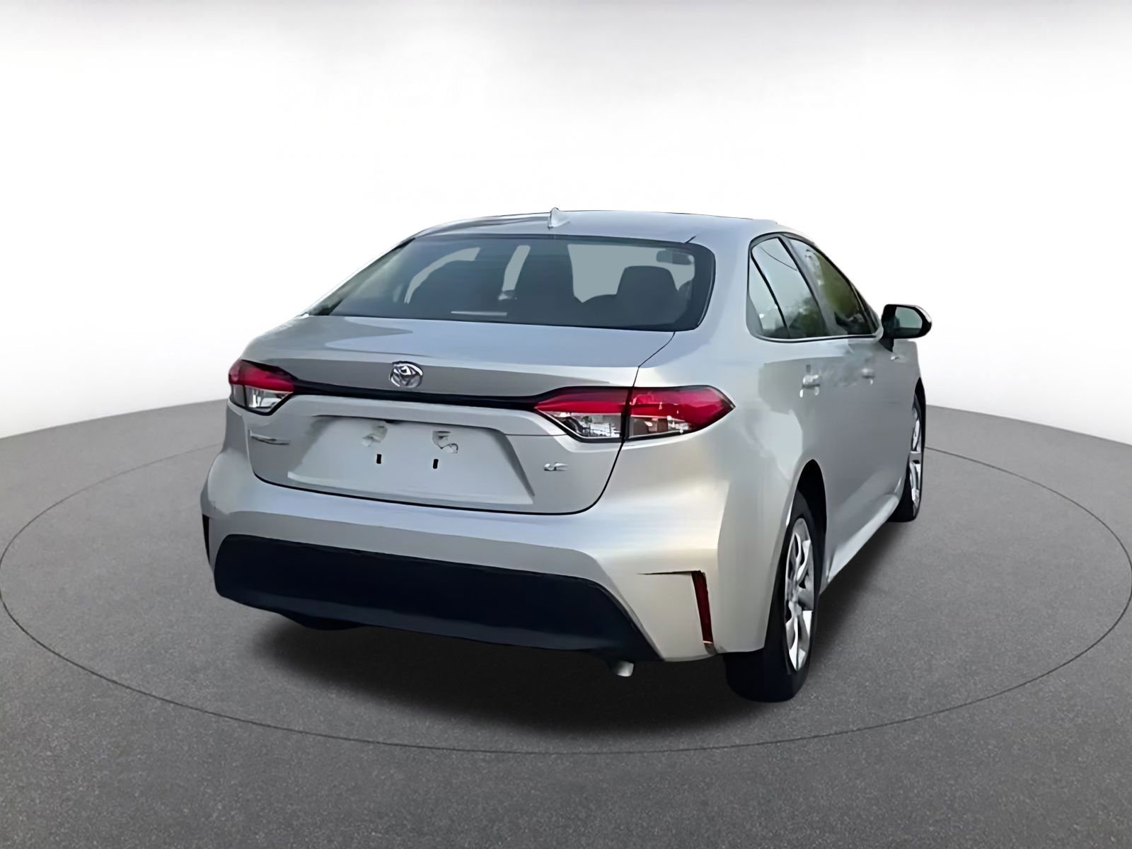 Used 2025 Toyota Corolla LE image 14