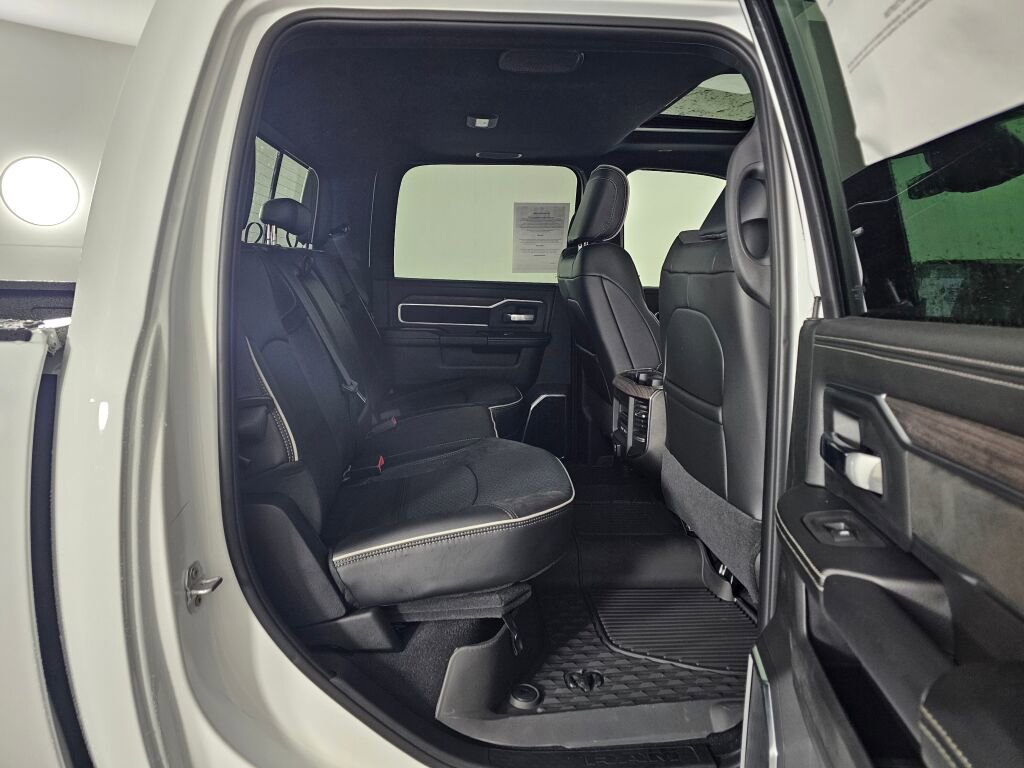 New 2026 RAM 3500 Laramie w/ Night Edition AWD/4WD image 37