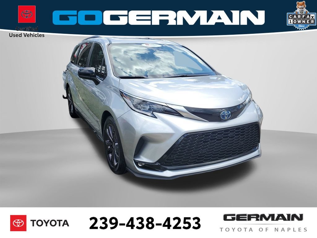 Certified 2021 Toyota Sienna XSE FWD image 3