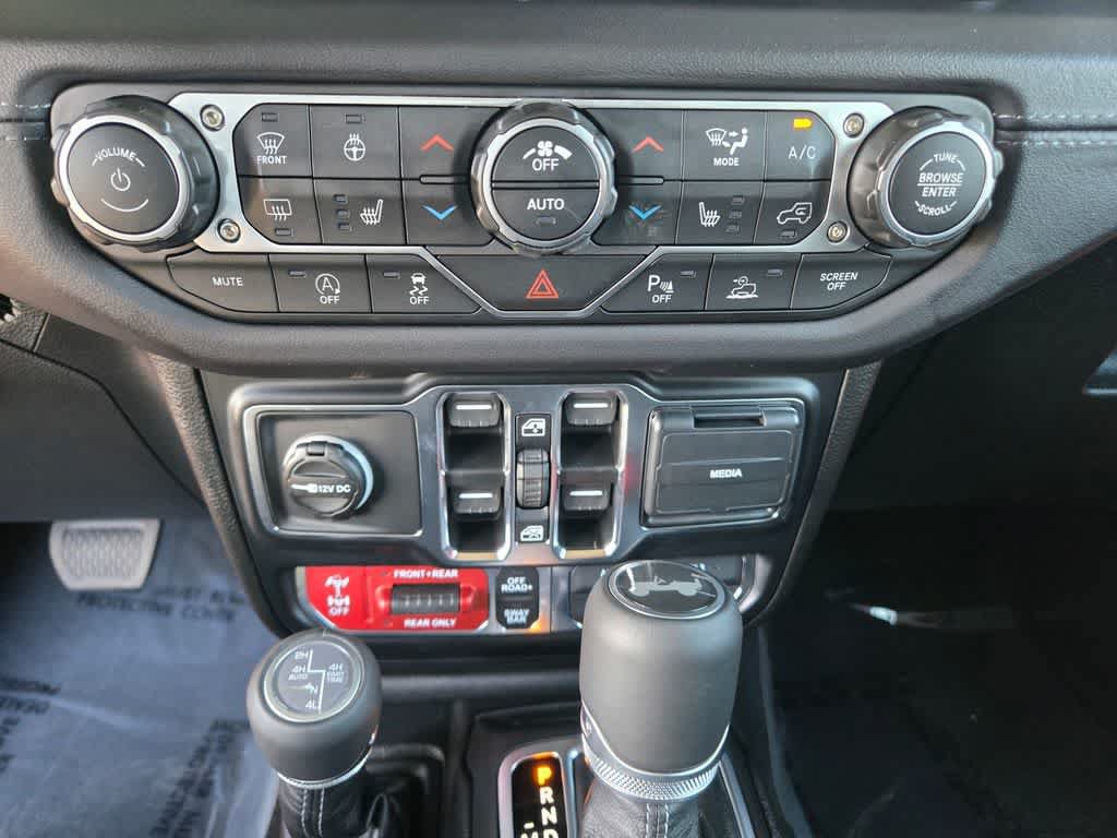 New 2026 Jeep Wrangler Unlimited Rubicon AWD/4WD image 15