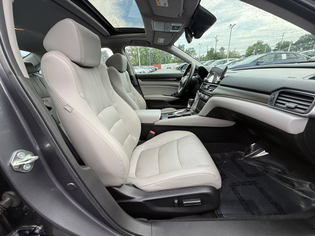 Used 2020 Honda Accord EX-L image 27