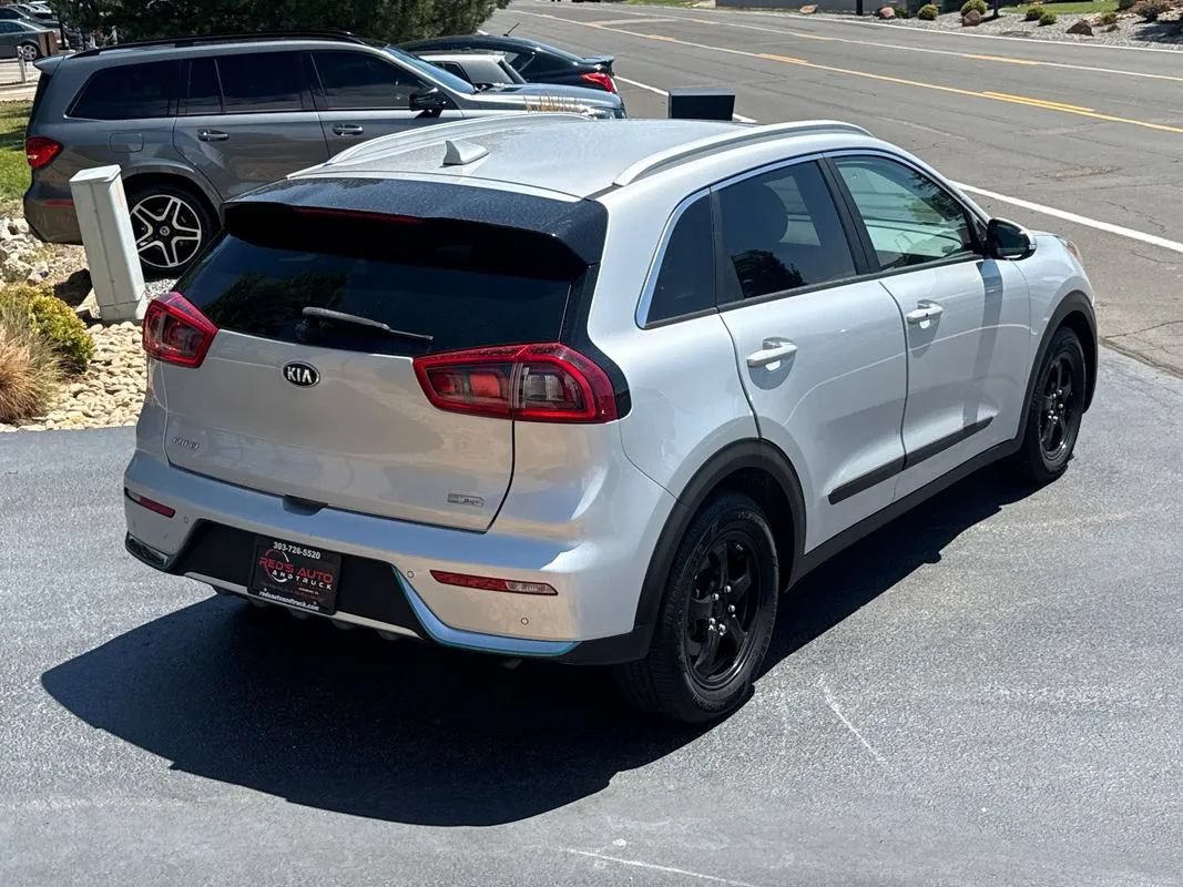 Used 2019 Kia Niro EX Premium w/ Sunroof Package FWD image 36