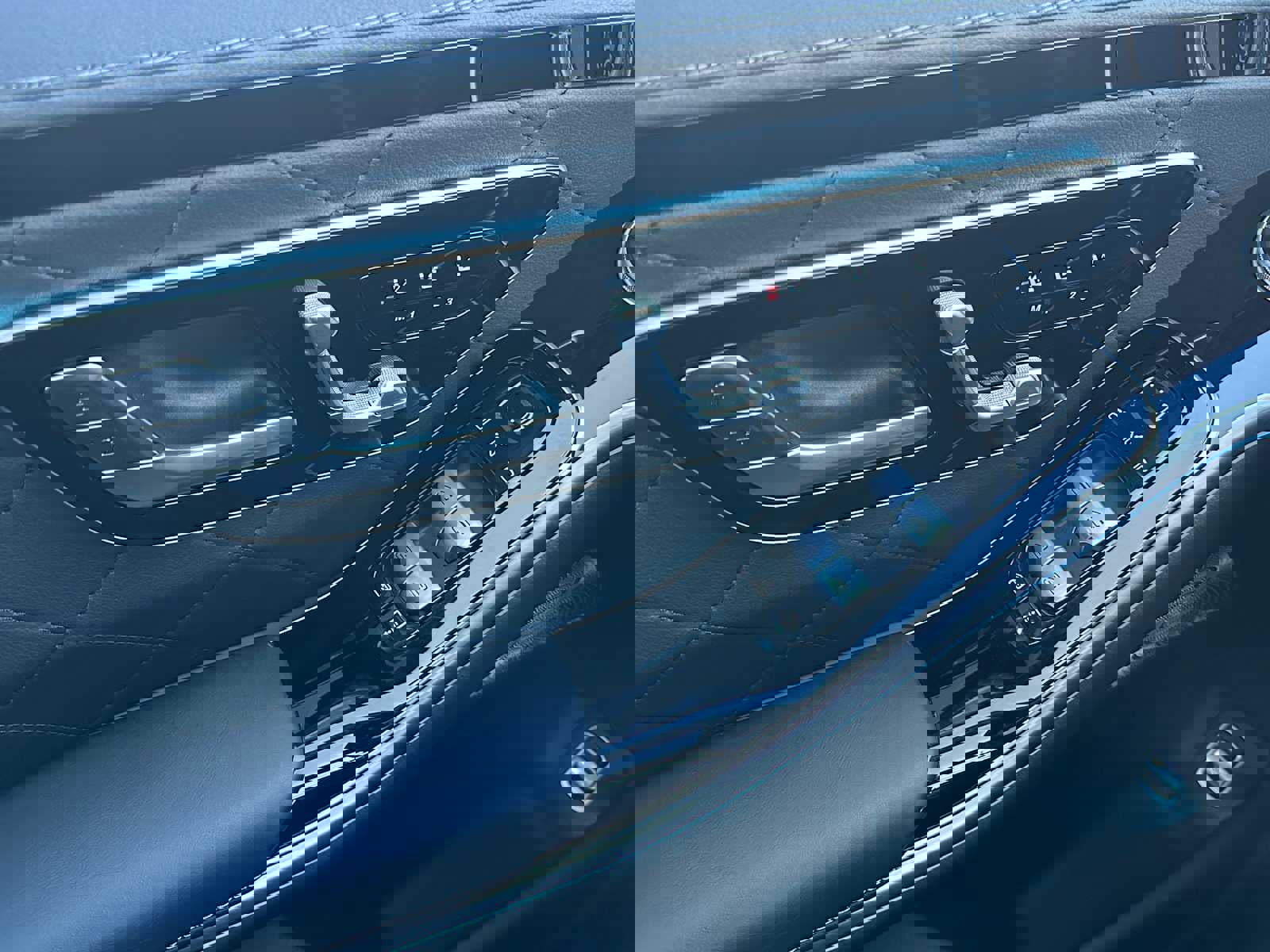 Used 2025 Mercedes-Benz S 500 4MATIC image 41