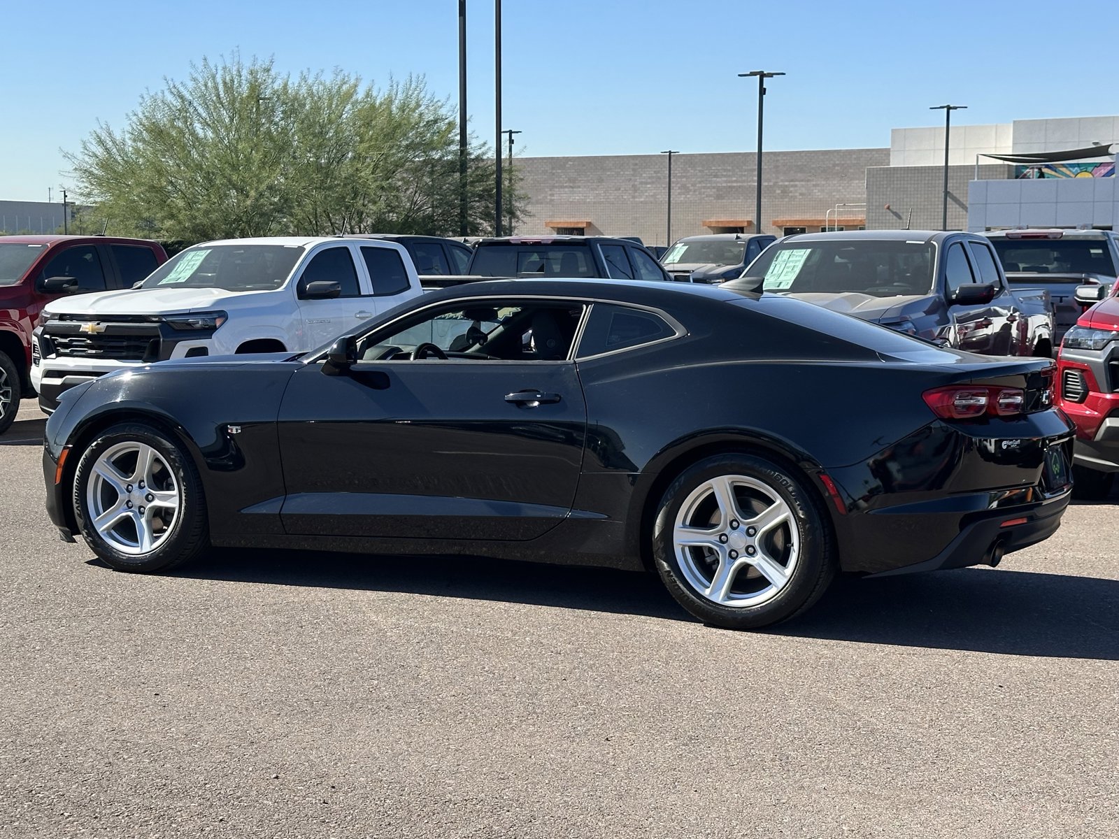 Certified 2019 Chevrolet Camaro LT w/ Technology Package image 4