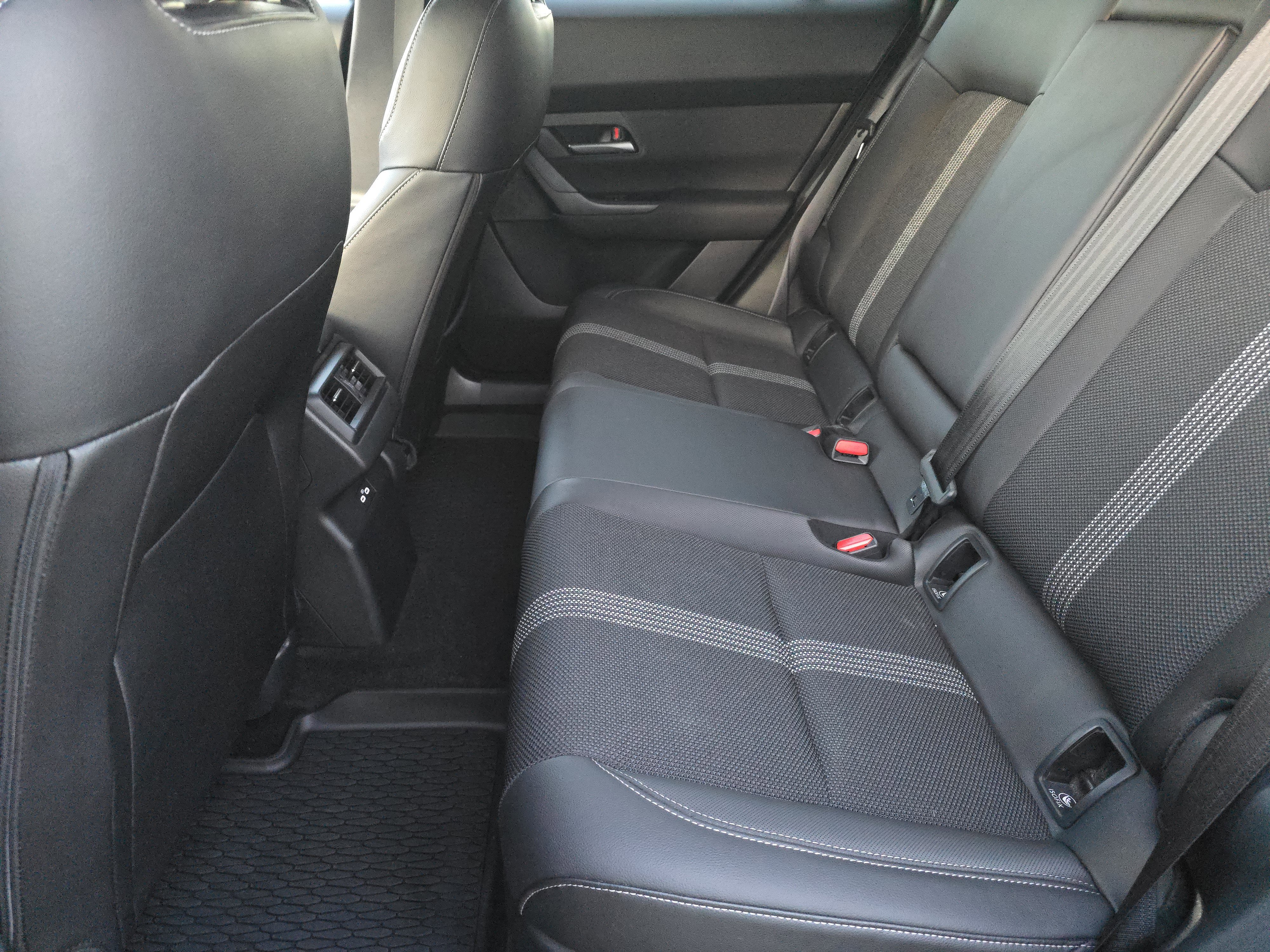 Used 2025 MAZDA CX-50 2.5 Hybrid w/ Preferred Pkg image 10