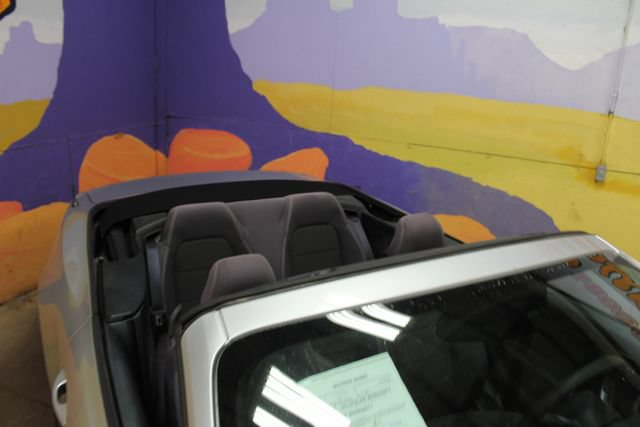 Used 2016 Ford Mustang Convertible RWD image 5