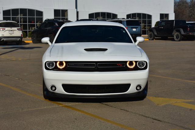 Used 2022 Dodge Challenger R/T w/ Plus Package image 2