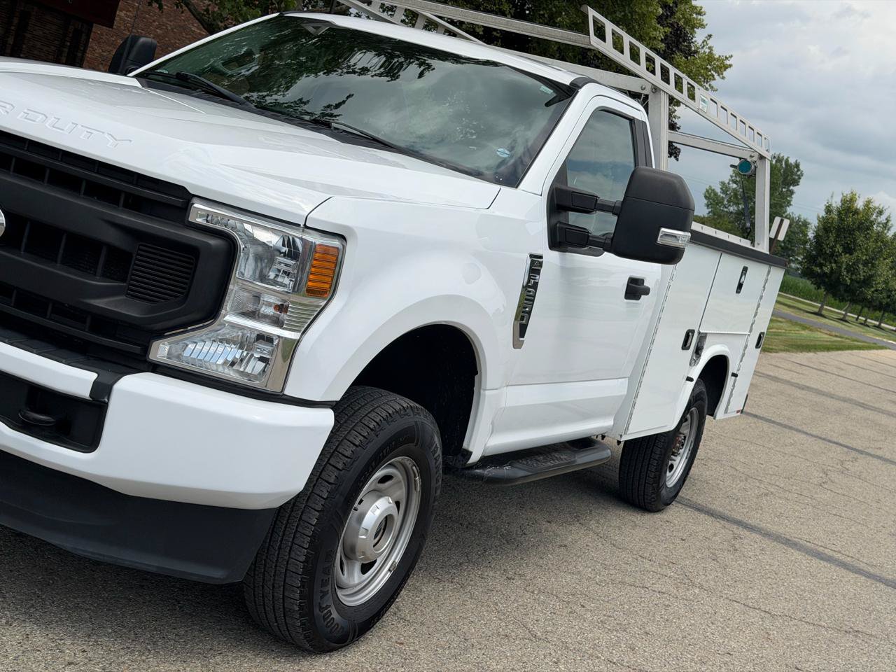 Used 2022 Ford F250 XL w/ Power Equipment Group AWD/4WD image 11