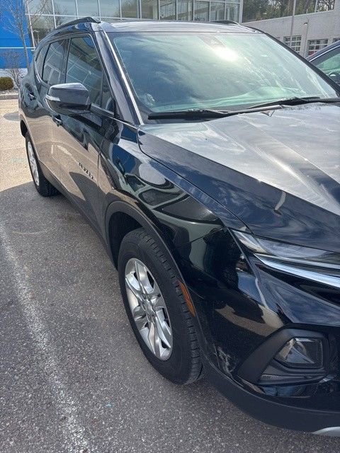 Used 2021 Chevrolet Blazer LT image 2