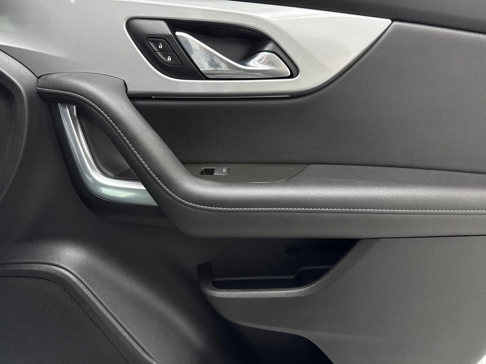 Used 2021 Chevrolet Blazer LT w/ LPO, Floor Liner Package image 43